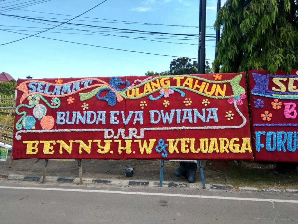 Sewa Bunga Ucapan di Lampung Selatan
